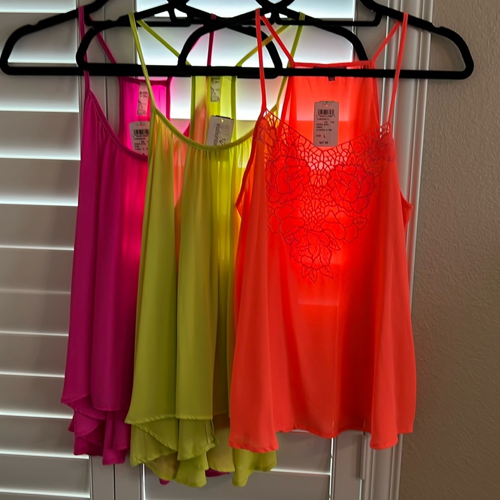 Set of 3 Flowing Summer Toos
